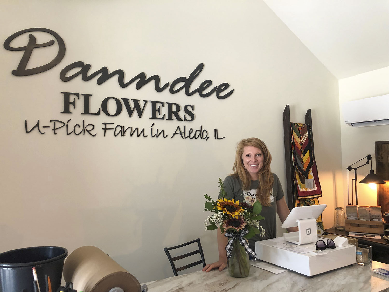 Flowers, farming meet in the middle